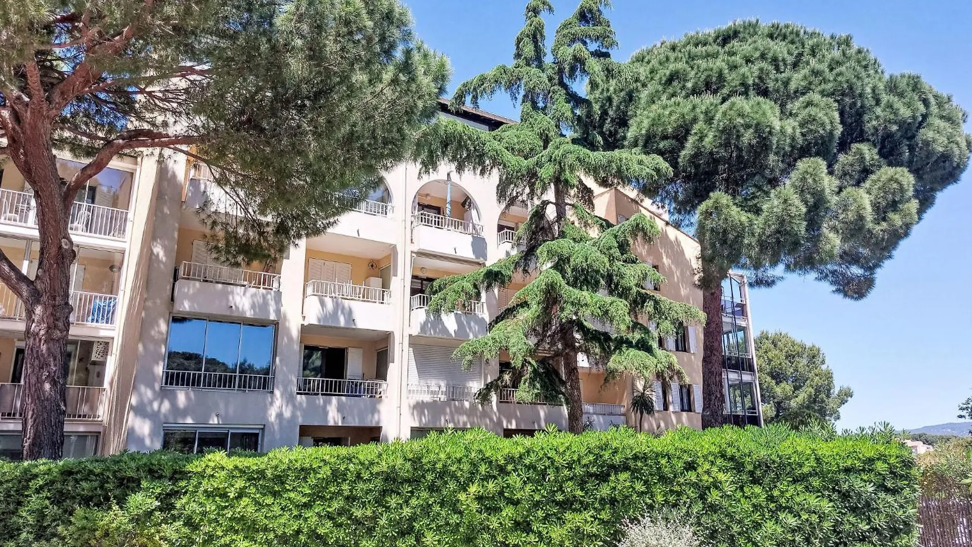 Apartment Le Grand Large By Interhome Six-Fours-les-Plages