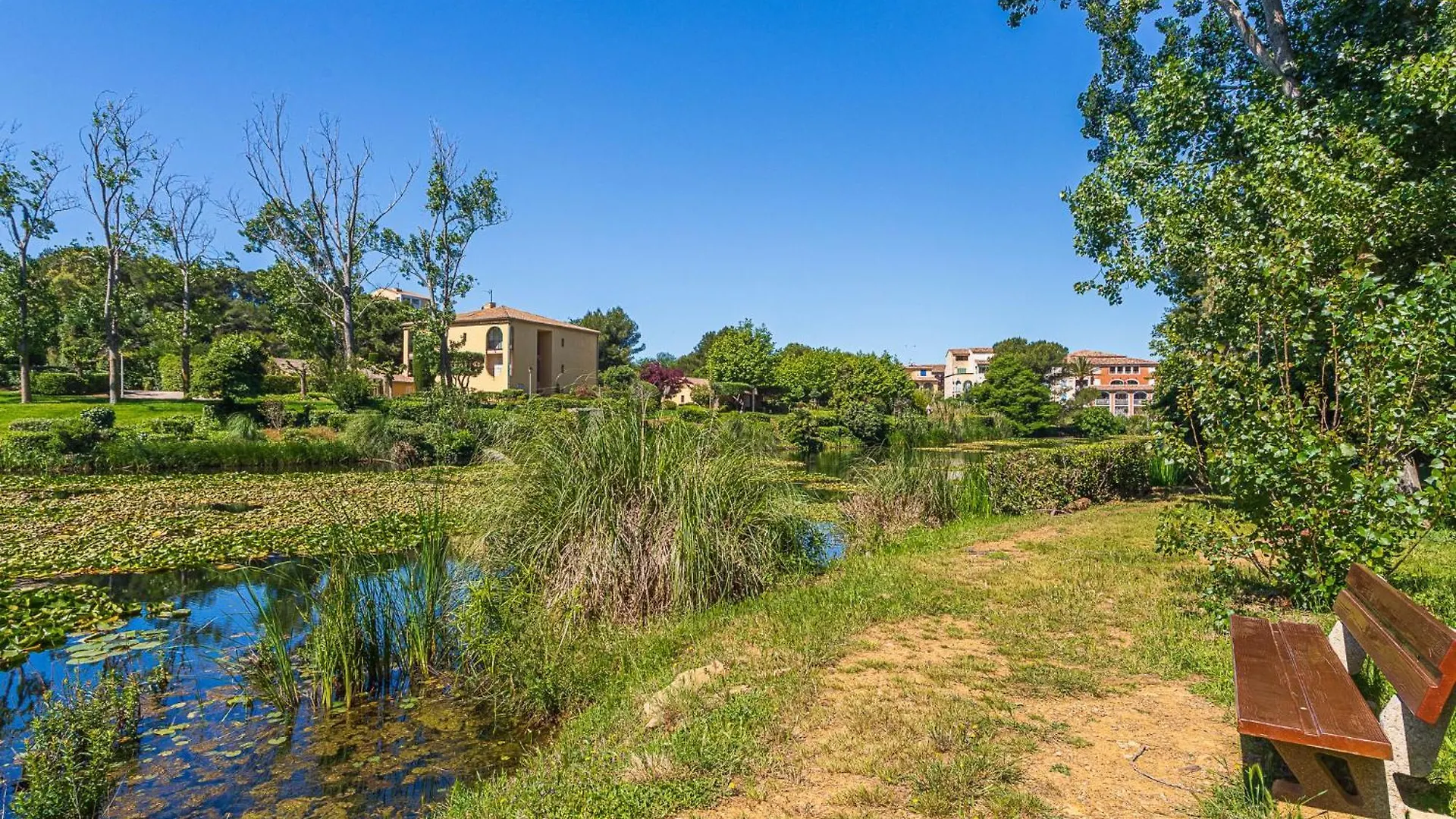 Apartment Le Grand Large Six-Fours-les-Plages